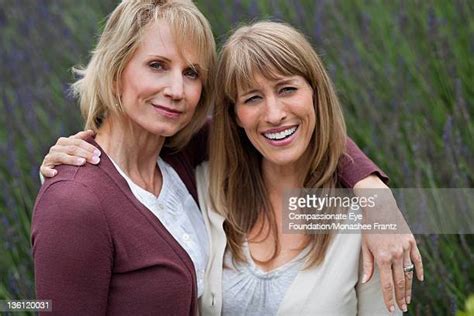 60点のmature Lesbian Couplesの画像／写真／イメージ Getty Images