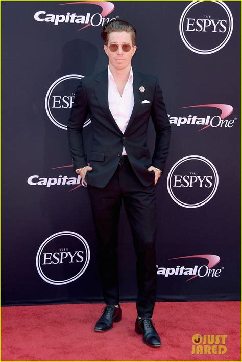 full sized photo of jeremy peyton russell suit up for 2017 espy awards
