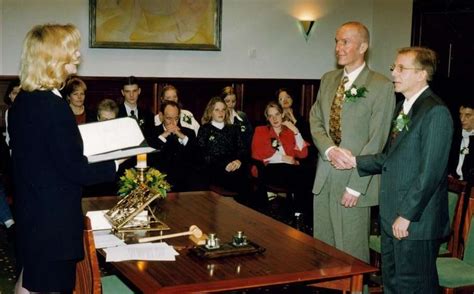 20 years ago netherlands first to allow same sex marriage