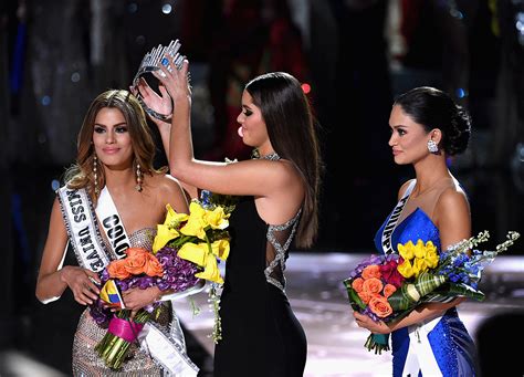 The Wrong Miss Universe Gets Crowned [video]