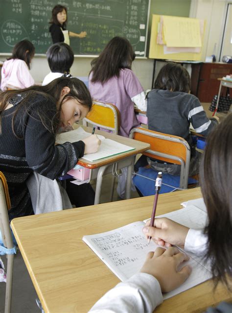 teaching quality not lesson quantity may be key to japan s top math marks the japan times