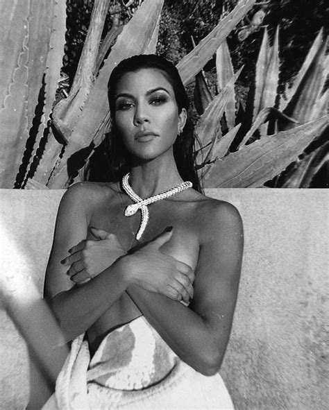 Kourtney Kardashian Sexiest Photos