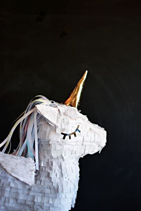 diy unicorn pinata fiesta de unicornios cestas de navidad pinatas