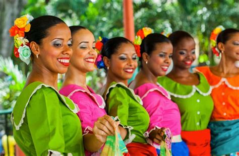 dominican women dancing diversity of women is presented by vicini in