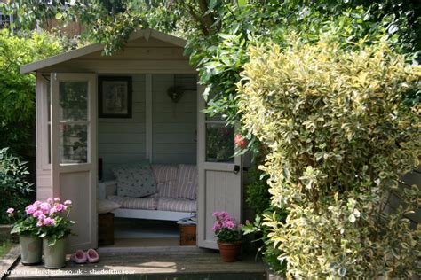 english country garden cabinsummerhouse kent owned