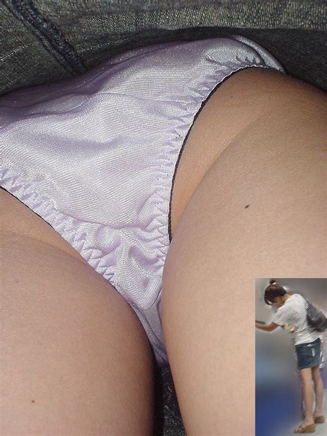 voyeur upskirt from japan very high quality close up spy pictures h