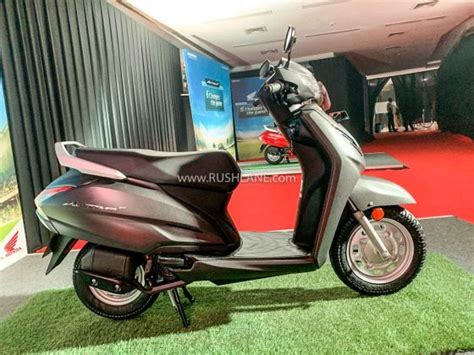 honda activa  bs scooter launch price rs