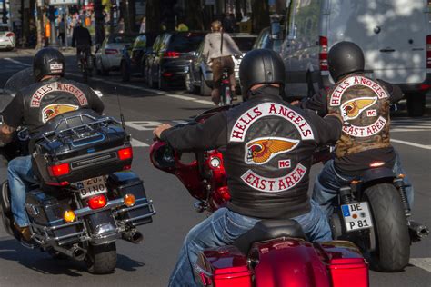 outlaw motorcycle club howstuffworks