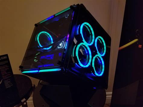 cyberpowers ces pcs include  tesseract  desktop  starts