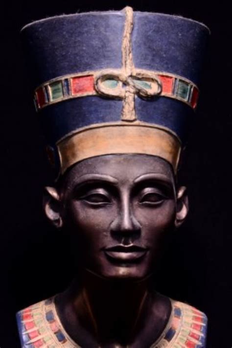 How Nefertiti Queen Of Egypt Looked In Real Life Nefertiti Egyptian