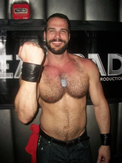 hot sexy gay man male muscles leather bondage breath fist fisting latex rubber menz