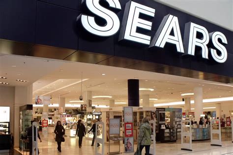 sears canada  close  stores   country