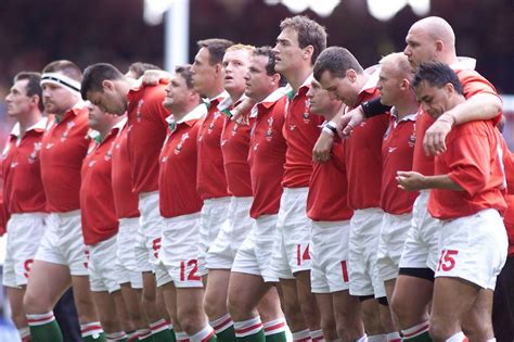 The Brilliant Pictures Which Show How Wales Absolutely Bossed Hosting