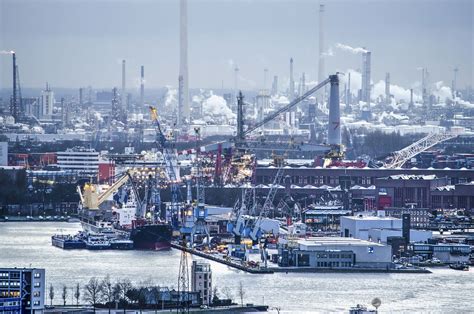 industrie  de rotterdamse haven rotterdam schepen behang