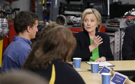 Hillary Clinton Patches Relations With Liberals At