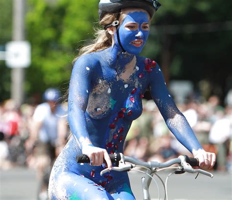 Blue Girl Naked In Public Fremont Solstice Parade 30