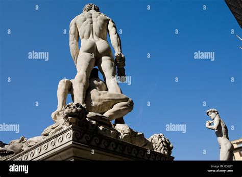 statues  front  palazzo vecchio florence italy stock photo alamy