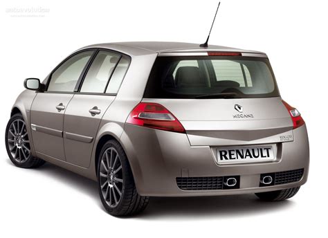 renault megane rs ii   hatchback  door outstanding cars