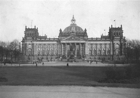 burning   reichstag