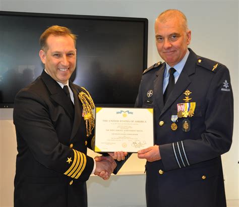 patrick bolder receives   joint service achievement medal hcss