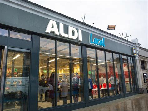 aldi  open  local stores express star