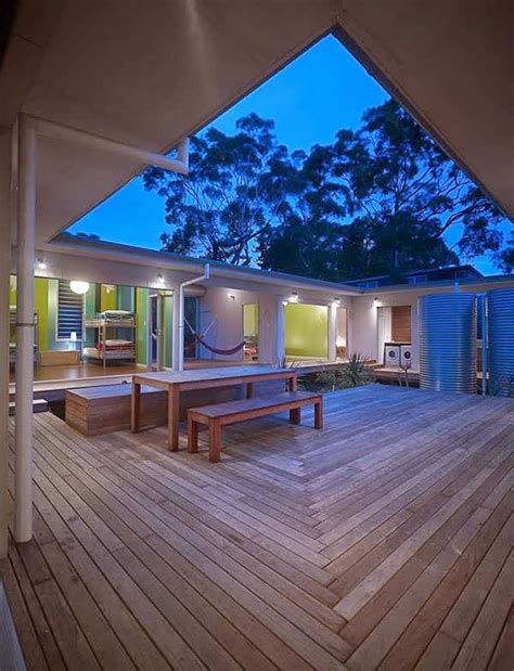 australian courtyard house  idyllic interior top  unique house design