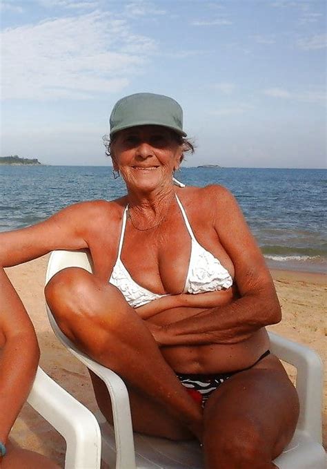 Sexy Granny In Bikini Porn Pictures Xxx Photos Sex Images 3833931