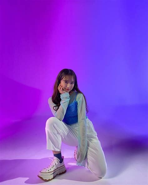 Jang Yeeun The Wiz Iz One Yuri Sakura Debut Girl Group Rapper