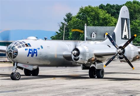 N529b Private Boeing B 29 Superfortress By Edwin Sims Aeroxplorer