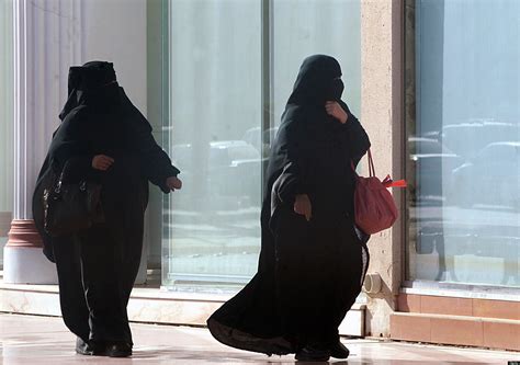 saudi arabian religious police lift bicycle ban for women