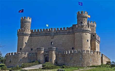 castillos  fortalezas de espana castillo nuevo de manzanares el real madrid