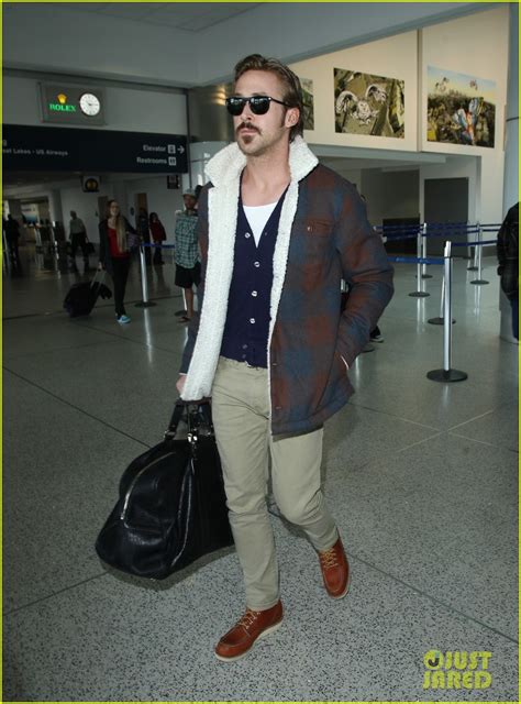 photo ryan gosling jets to los angeles after nice guys scenes 24