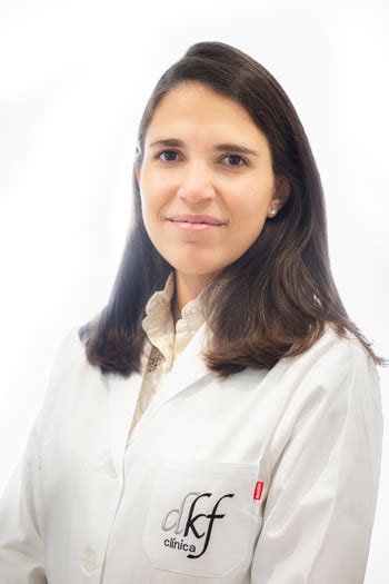 Dra Lucía Fernández Arana Especialista En Geriatría
