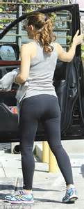 jennifer garner turns heads as she shows off her pert derriere and