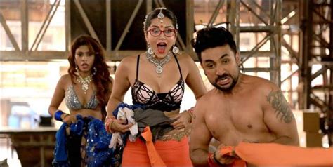 Mastizaade Movie Review In Pics There Are Barely Two And A Half Laughs