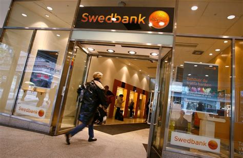 swedbank  replace chairman   lost investor support