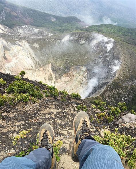 Foto Puncak Gunung Gede Pangrango