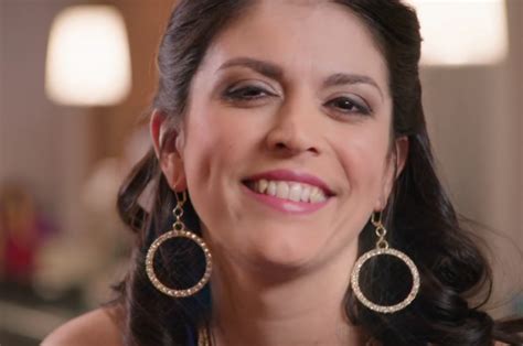 Cecily Strong S Measurements Bra Size Height Weight And