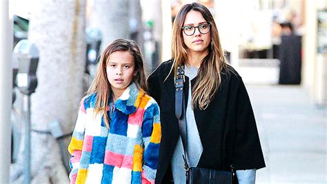 jessica alba and lookalike daughter honor bond in sweet new