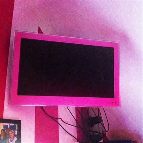 cute tv for the girls room pink love pink pretty in pink