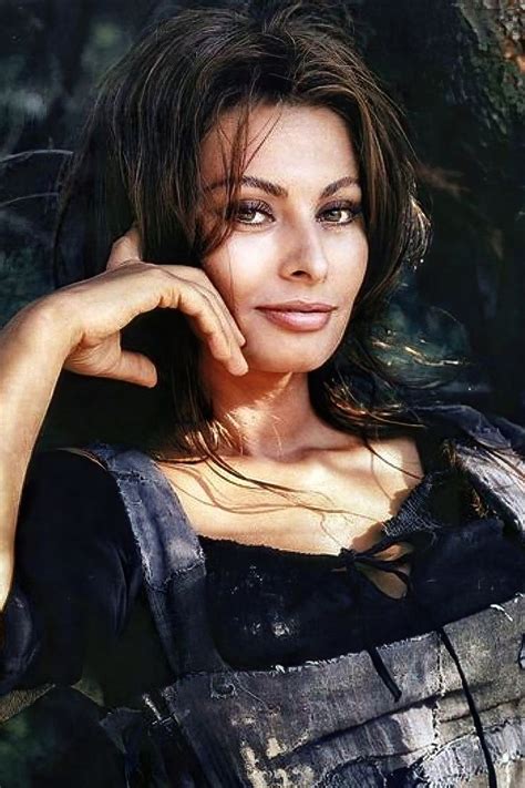 Sophia Loren In Madera Italy On The Set Of ‘more Than A Miracle’ Pic