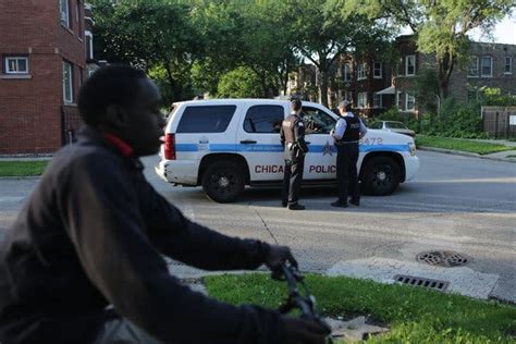 Chicago Rarely Penalizes Officers For Complaints Data Shows The New
