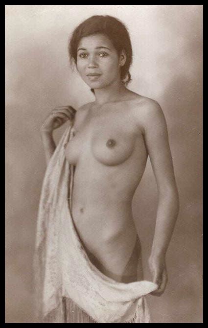 vintage 1960s hippie girl nudes —