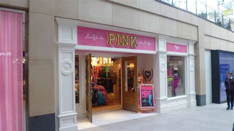 Store Gallery A Look Inside Victoria S Secret S Pink Shop