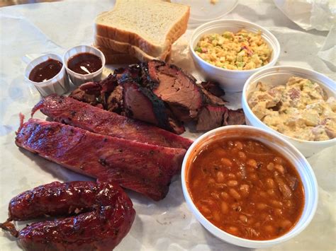 cook in dine out restaurant lockhart smokehouse plano
