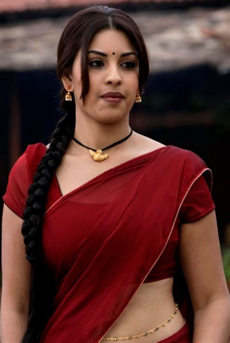 bollywood actress images and hd wallpapers richa gangopadhyay wallpapers in half saree