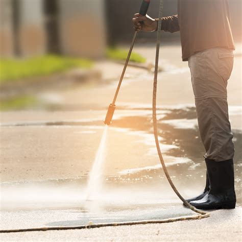 pressure washer  concrete cleaning skical