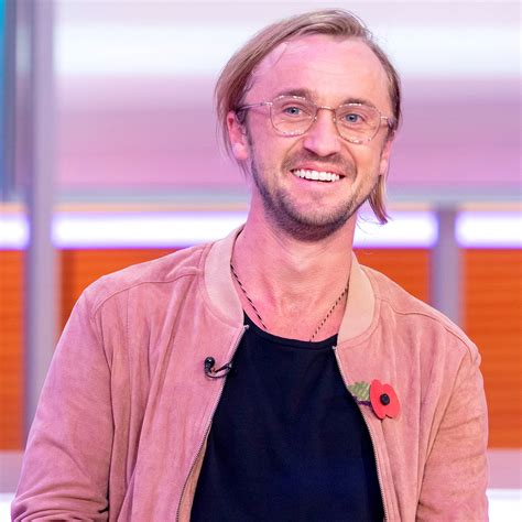 tom felton shares epic throwback photo  young harry potter cast