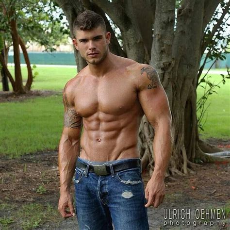 yum colin wayne physique masculin fitness models shirtless hunks
