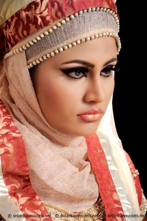 Actress And Models Oshadi Himasha Sri Lankan Beautiful Hot